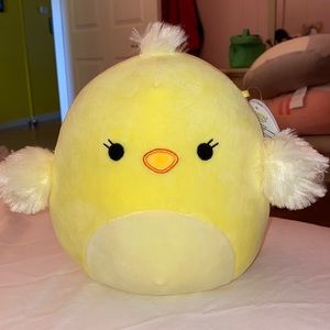 Aimee the Chick Squishmallow